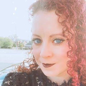 Meet your Posher, Becky